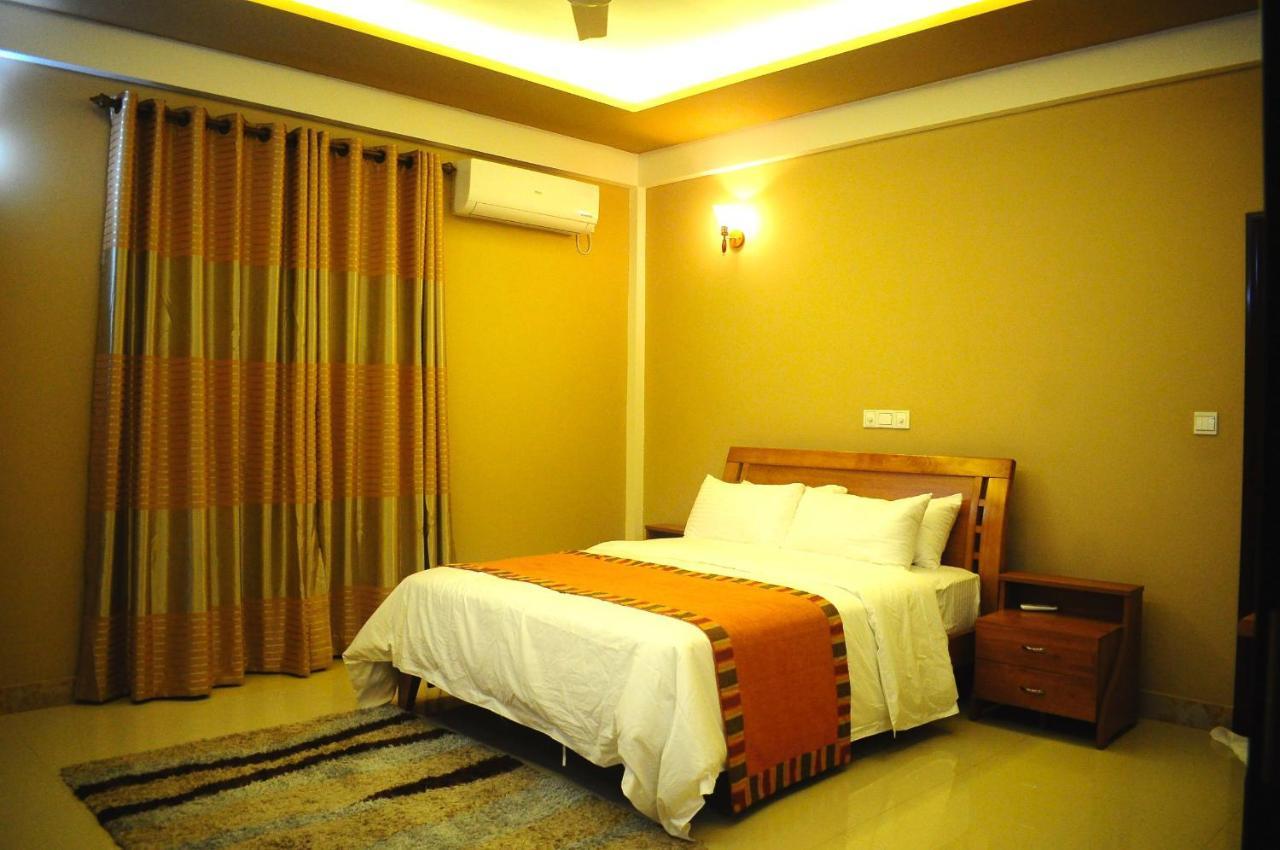 Calyx Grand Fuvahmulah Hotel Eksteriør billede